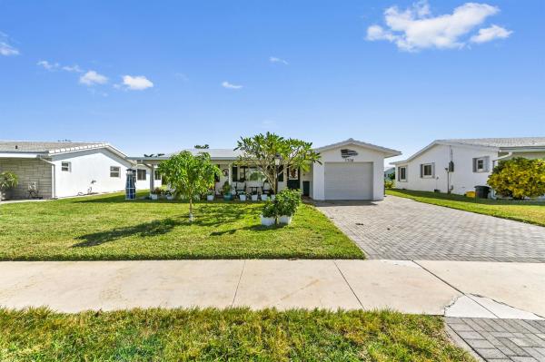 Palm Beach Leisureville, 1708 SW 18th St, Boynton Beach, Florida 33426, image 1