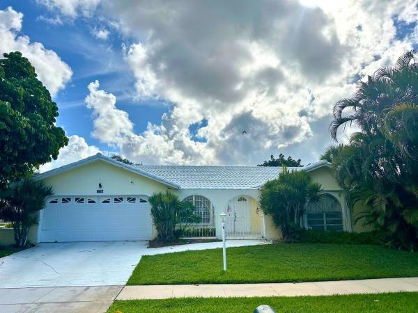 Lakeside Shores, 12754 Westport Cir, Wellington, Florida 33414, image 1