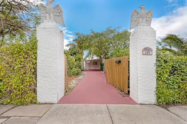 Estates Of South Palm Beach, 335 Malverne Rd, West Palm Beach, Florida 33405, image 1