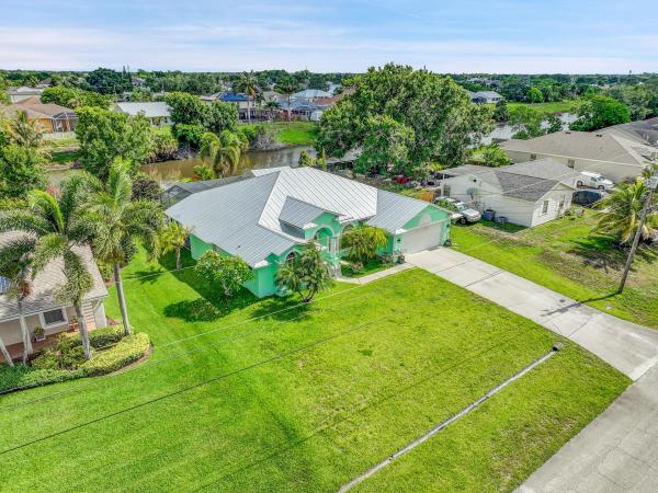 Crane Landing, 385 SW North Quick Cir, Port St. Lucie, Florida 34953, image 1
