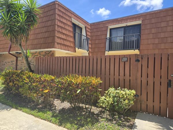 Lakeside Townhomes, 1505 Augusta Cir #119, Delray Beach, Florida 33445, image 1