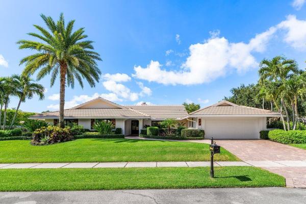 Woodfield Hunt Club, 3160 Saint James Dr, Boca Raton, Florida 33434, image 1