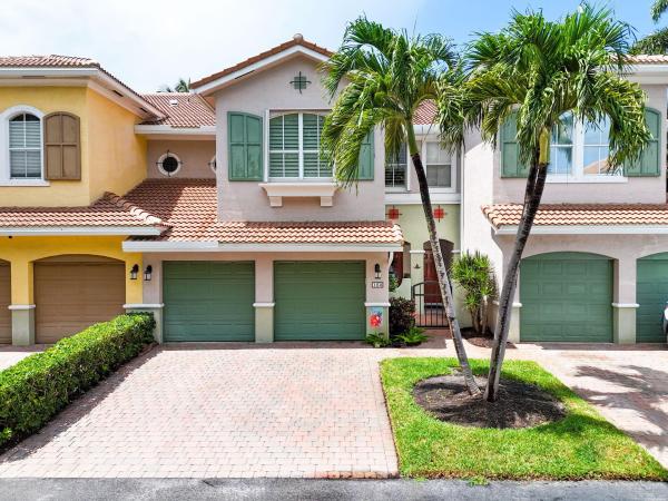 Las Brisas, 104 Las Brisas Cir, Hypoluxo, Florida 33462, image 1