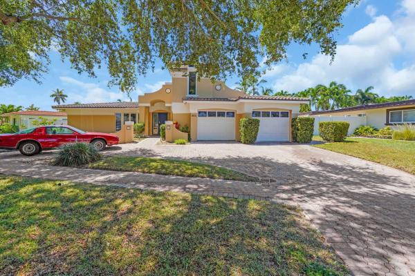 Coral Key Villas, 2651 NE 49th St, Lighthouse Point, Florida 33064, image 1