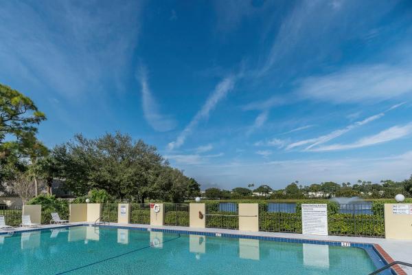 Glenwood Townhomes, 505 5th Ter, Palm Beach Gardens, Florida 33418, image 1