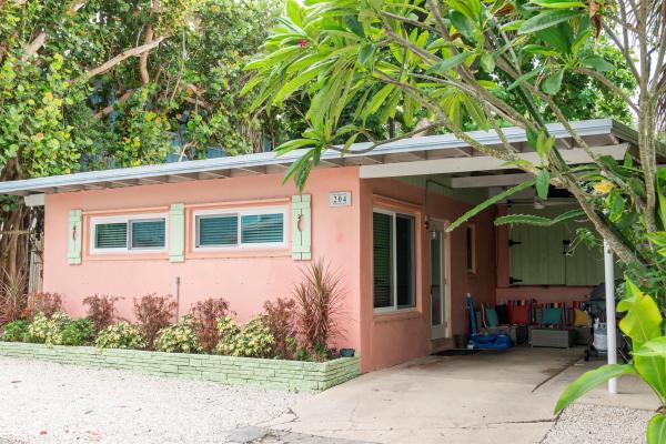 Frantz Pelican Beach, 204 Coral Rd, Boynton Beach, Florida 33435, image 1