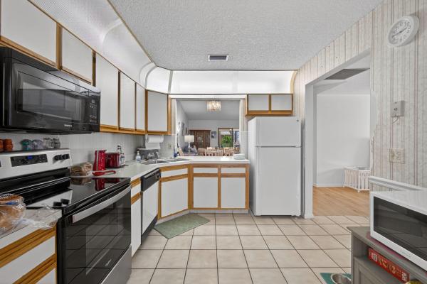 The Arbours Of The Palm Beaches, 2640 Gately Dr W #1604, West Palm Beach, Florida 33415, image 1