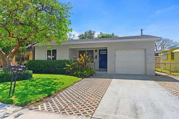 North Lake Worth, 1317 N K St, Lake Worth Beach, Florida 33460, image 1