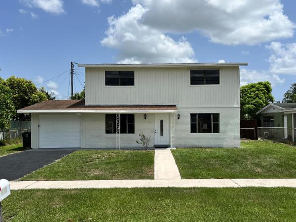 Gramercy Park, 5163 Marion Pl, West Palm Beach, Florida 33407, image 1