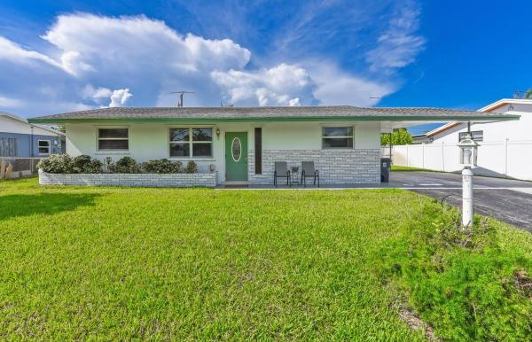 North Kirk Road Properties, 4154 Colle Dr, Lake Worth Beach, Florida 33461, image 1