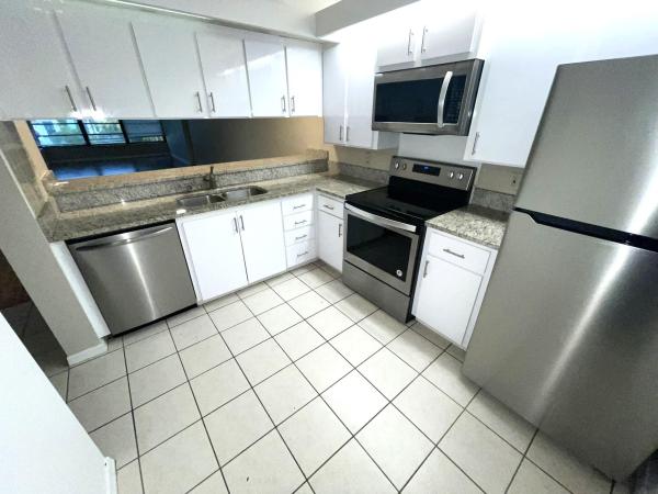 Whitehall, 3516 Whitehall Dr #205, West Palm Beach, Florida 33401, image 1