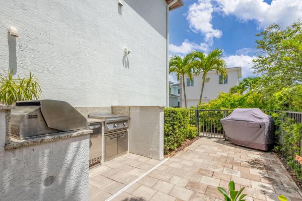 Alton, 5041 Grandiflora Rd, Palm Beach Gardens, Florida 33418, image 1