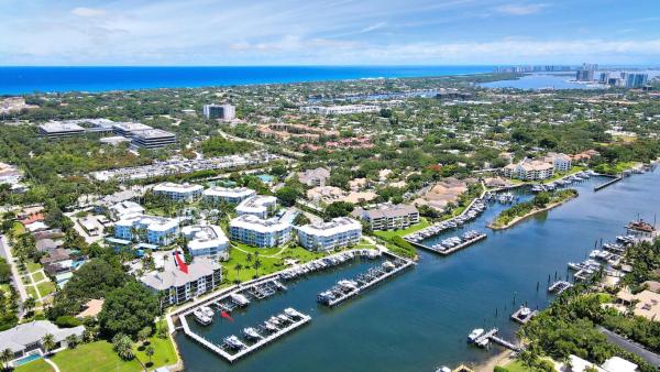 Bay Colony, 543 Bay Colony Dr N, Juno Beach, Florida 33408, image 3