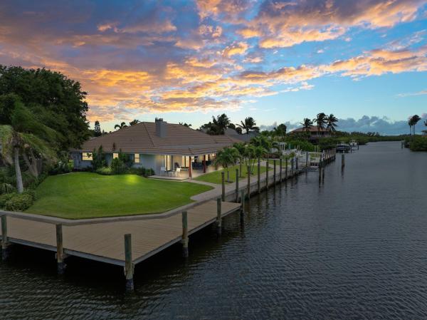 Queens Cove, 130 Queen Catherina Ct, Fort Pierce, Florida 34949, image 1