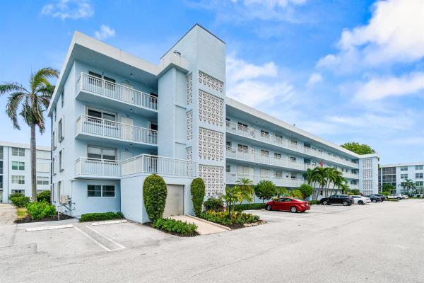 Seagate Of Gulfstream, 2008 S Federal Hwy #401, Boynton Beach, Florida 33435, image 1