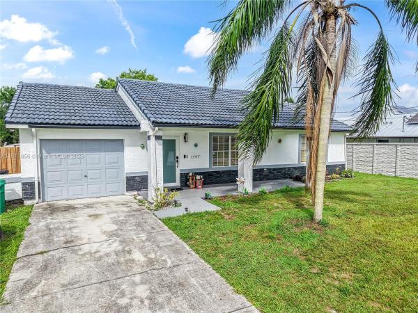 Cashmere Cove, 1797 SW Hampshire Ln, Port St. Lucie, Florida 34953, image 1