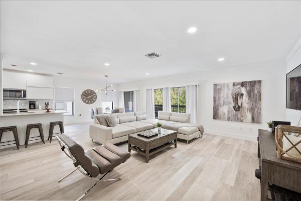 Golf Cottages, 11311 Pond View Dr #C201, Wellington, Florida 33414, image 1