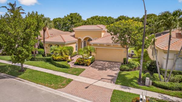 Buena Vida, 8873 Via Brilliante, Wellington, Florida 33411, image 1