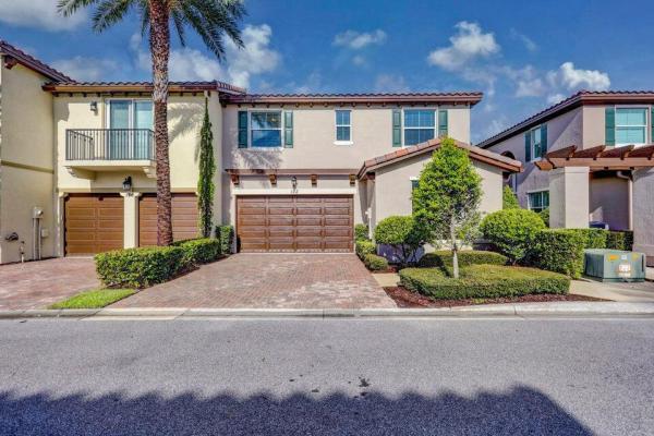 Villa Diamante, 122 Diamante Way, Jupiter, Florida 33477, image 1