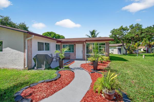 Natura, 2520 SW Natura Blvd, Deerfield Beach, Florida 33441, image 1