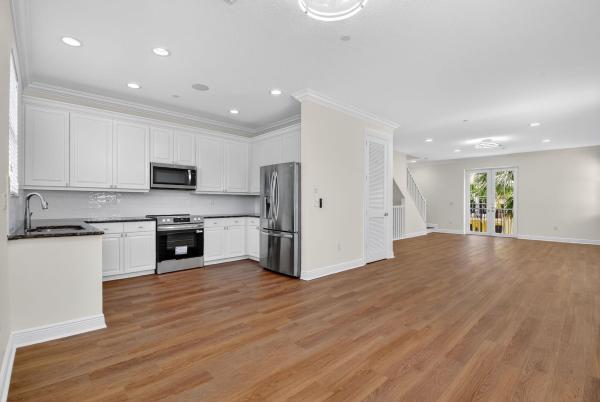 Courtyards Of Lake Worth At College Park, 2502 N Dixie Hwy #36, Lake Worth Beach, Florida 33460, image 1