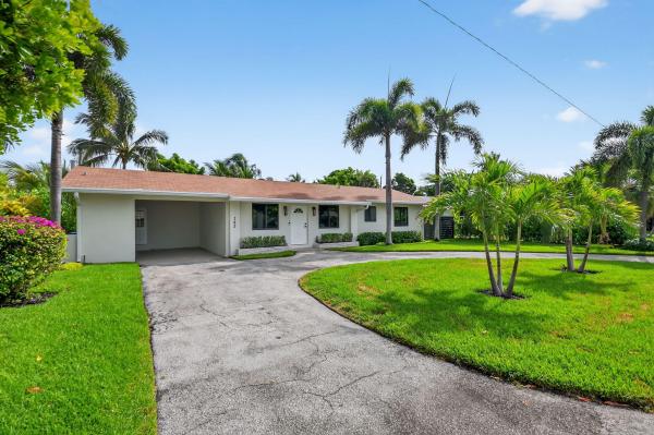 Seacrest Estates, 143 SE 27th Way, Boynton Beach, Florida 33435, image 2