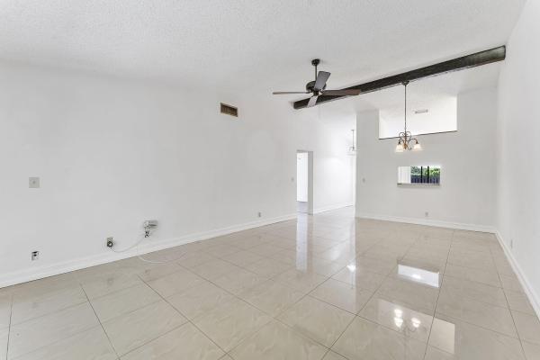 Pine Ridge North 2, 622 Sea Pine Way #H, Greenacres, Florida 33415, image 1