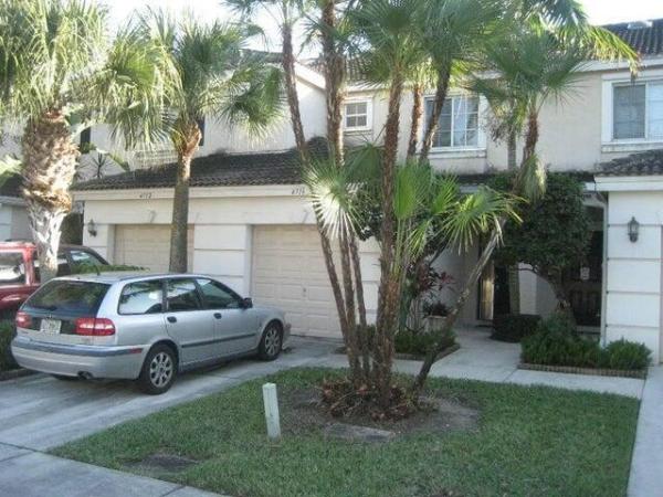 Palmbrooke Townhomes, 4716 Palmbrooke Cir, West Palm Beach, Florida 33417, image 1