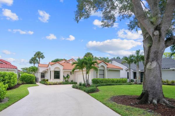 Fairway Villas At Breakers West, 9453 E Fairway Ter, West Palm Beach, Florida 33411, image 1