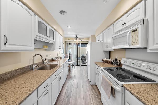 Cape Pointe Of Jonathan's Landing, 3733 Cape Pointe Cir, Jupiter, Florida 33477, image 1