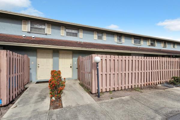 Cypress Estates Of Palm Springs, 910 Cypress Way #E, Palm Springs, Florida 33406, image 1