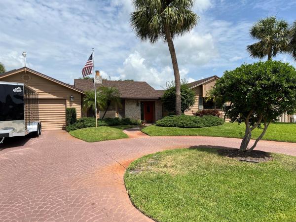 14 Paddock Cir, Jupiter, Florida 33469, image 1
