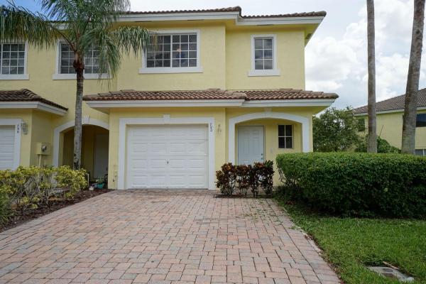 Independence Cove, 792 Imperial Lake Rd, West Palm Beach, Florida 33413, image 1