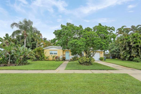 Lake Park Residential, 744 W Ilex Dr, Lake Park, Florida 33403, image 1
