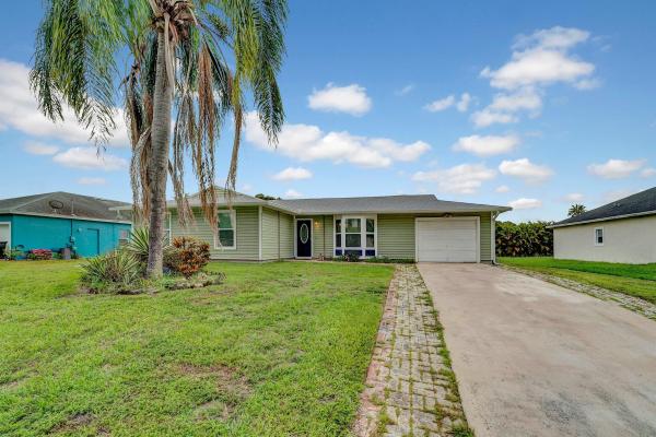 1918 SE Cheltenham St, Port St. Lucie, Florida 34983, image 1