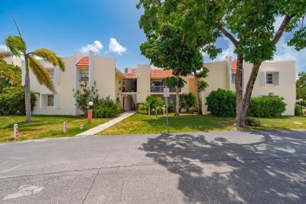Spanish Oaks Of Boca, 628 NW 13th St #11, Boca Raton, Florida 33486, image 1