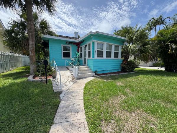 Lake Worth Town, 305 N Lakeside Dr, Lake Worth Beach, Florida 33460, image 1