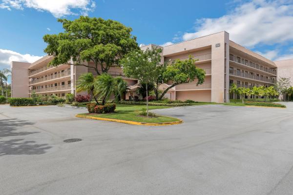 2704 NW 104th Ave #401, Sunrise, Florida 33322, image 1
