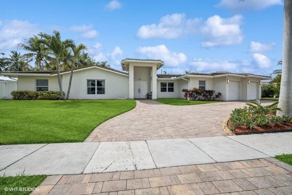 Royal Oaks Hills, 746 SW 2nd St, Boca Raton, Florida 33486, image 1