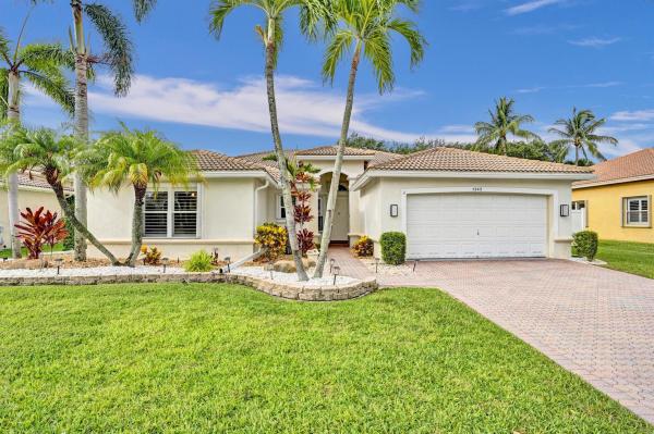 Indianwood Village, 5242 Indianwood Village Ln, Lake Worth Beach, Florida 33463, image 1