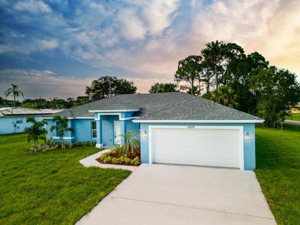 Northport Village, 637 NW Bayshore Blvd, Port St. Lucie, Florida 34984, image 1
