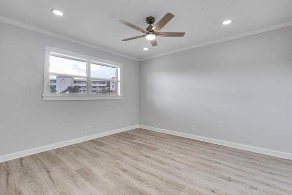 Ports O'Call, 28 Yacht Club Dr #207, North Palm Beach, Florida 33408, image 1