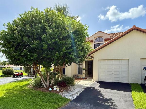 Woodstream, 18553 Woodstream Dr, Boca Raton, Florida 33498, image 1