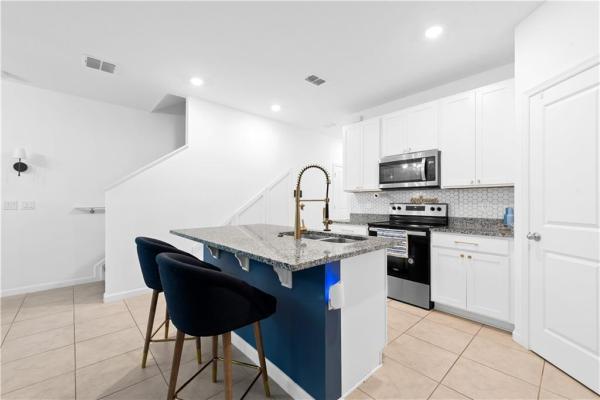 Catalina Townhomes, 6336 Sailpointe Ln, West Palm Beach, Florida 33413, image 1