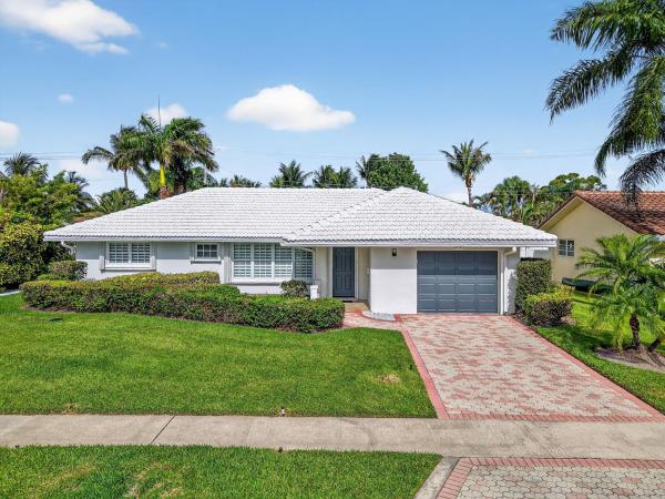 Boca Raton Square, 1345 SW 9th Ave, Boca Raton, Florida 33486, image 1