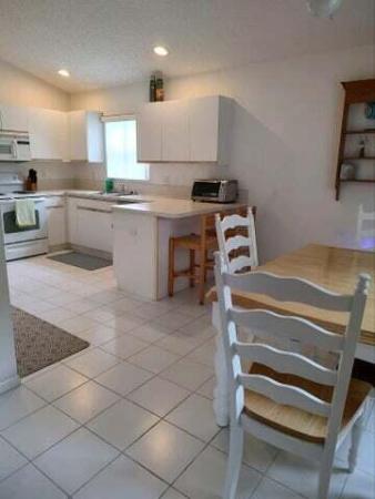 The Estates At Oak Hamlet, 1899 Oak Berry Cir, Wellington, Florida 33414, image 1