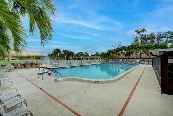 Pine Ridge North 2, 617 Sea Pine Way #G3, Greenacres, Florida 33415, image 2