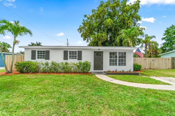 Palm Beach Colony, 11650 Dahlia Dr, Royal Palm Beach, Florida 33411, image 1