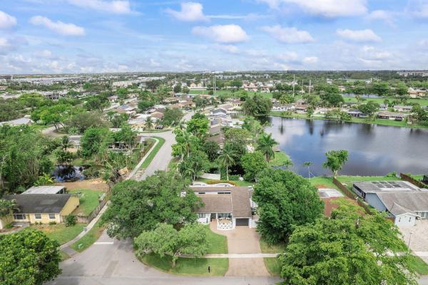 Westview, 400 NW 98th Ave, Pembroke Pines, Florida 33024, image 1