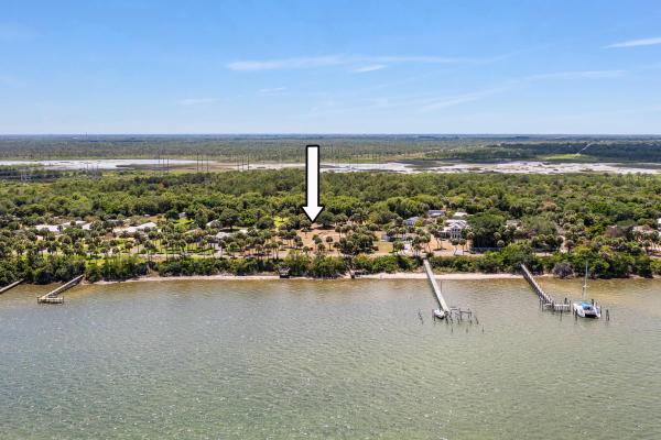 7405 S Indian River Dr, Fort Pierce, Florida 34982, image 1